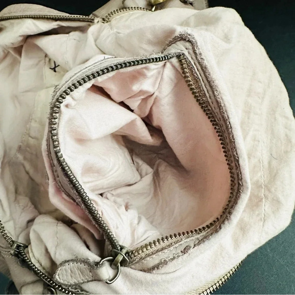 Sundance Made In Italy Genuine Leather Shoulder/Crossbody Bag - Picture 11 of 15